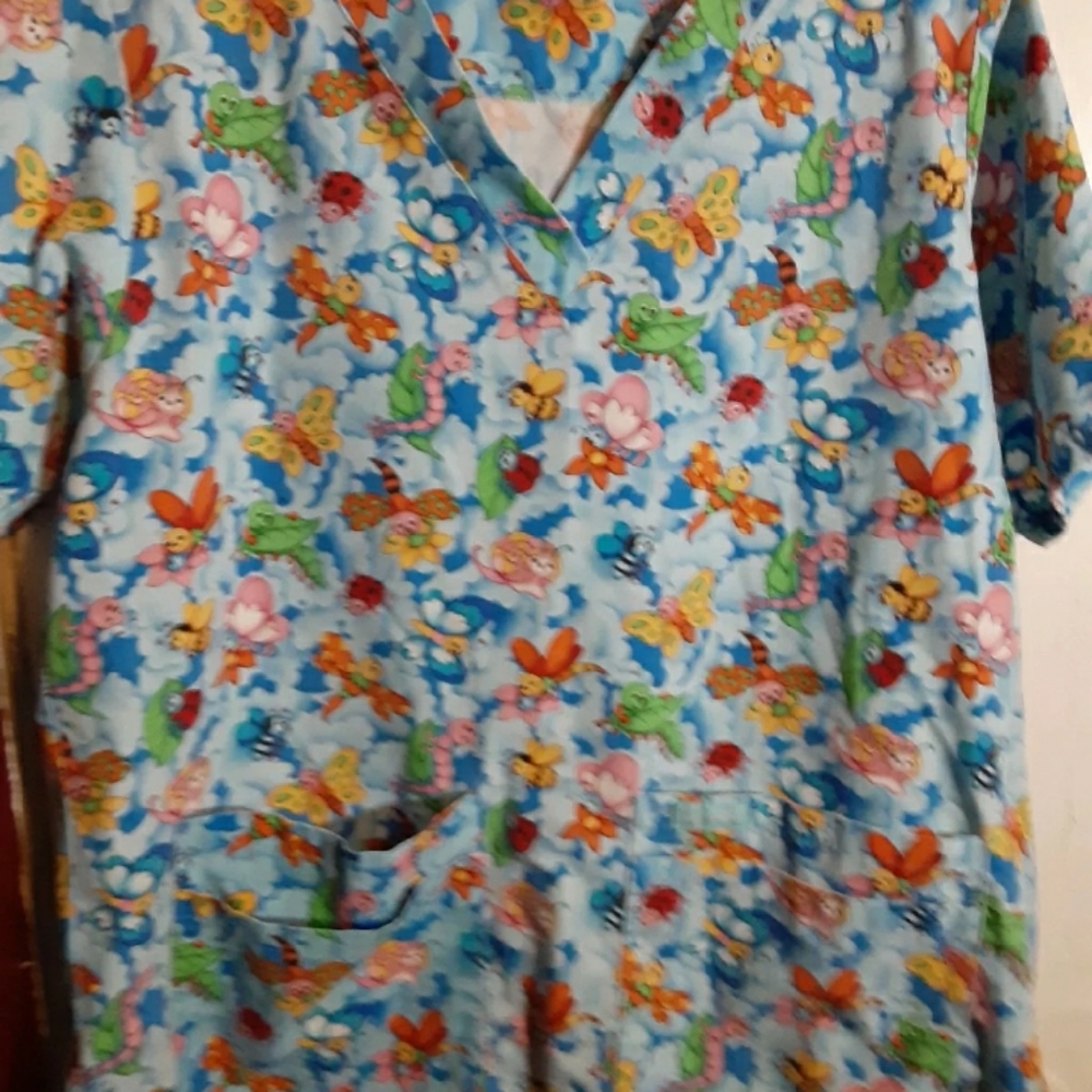 Scrub top
